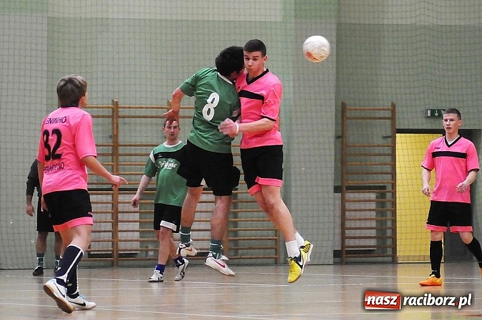 Zdjęcie w galerii na portalu naszraciborz.pl: Wychylylybymy wygrywają w hicie weekendu wiadomości z regionu