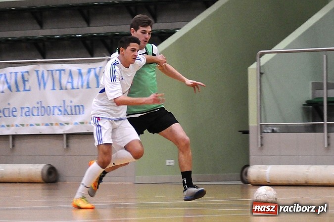 Zdjęcie w galerii na portalu naszraciborz.pl: Wychylylybymy wygrywają w hicie weekendu wiadomości z regionu