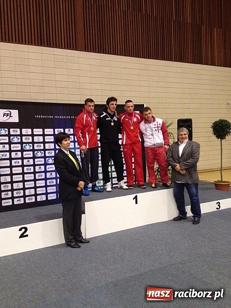 Zdjęcie w galerii na portalu naszraciborz.pl: Srebro Wolnego na matach we Francji wiadomości z regionu