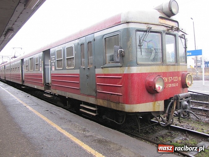 Zdjęcie w galerii na portalu naszraciborz.pl: Dworzec w Raciborzu nie jest zbyt ładny… wiadomości z regionu