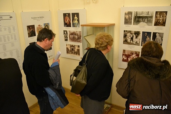 Zdjęcie w galerii na portalu naszraciborz.pl: Wystawa Książęta von Ratibor - genealogia rodu oficjalnie otwarta wiadomości z regionu