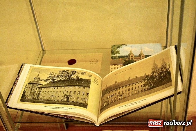 Zdjęcie w galerii na portalu naszraciborz.pl: Wystawa Książęta von Ratibor - genealogia rodu oficjalnie otwarta wiadomości z regionu