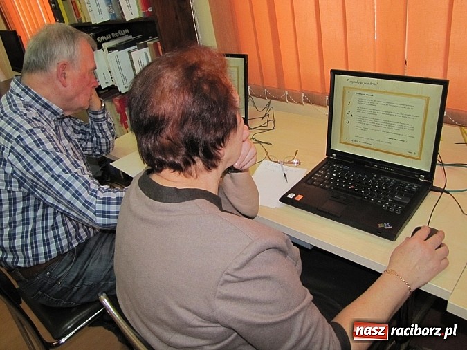 Zdjęcie w galerii na portalu naszraciborz.pl: Senior i Internet, czyli co seniorzy robią w sieci wiadomości z regionu