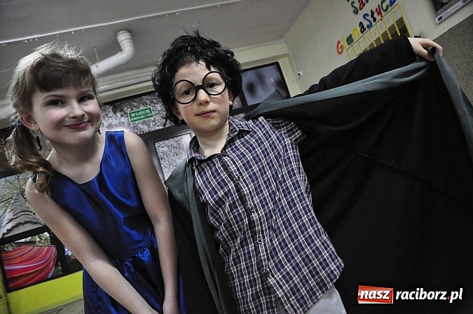 Zdjęcie w galerii na portalu naszraciborz.pl: Karnawałowa podr&oacute;ż do Rio w SP 1 na Ostrogu wiadomości z regionu