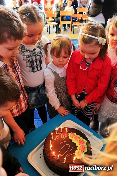 Zdjęcie w galerii na portalu naszraciborz.pl: Jubileuszowy międzyprzedszkolny przegląd wierszy dla babci i dziadka wiadomości z regionu