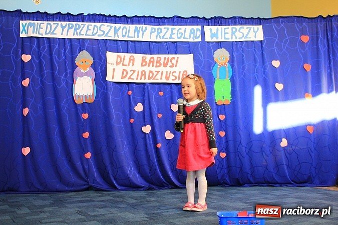 Zdjęcie w galerii na portalu naszraciborz.pl: Jubileuszowy międzyprzedszkolny przegląd wierszy dla babci i dziadka wiadomości z regionu
