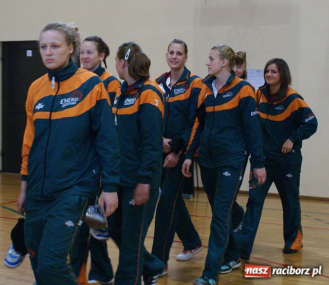 Zdjęcie w galerii na portalu naszraciborz.pl: Walka o Mistrzostwo Polski kadetek rozpoczęta wiadomości z regionu