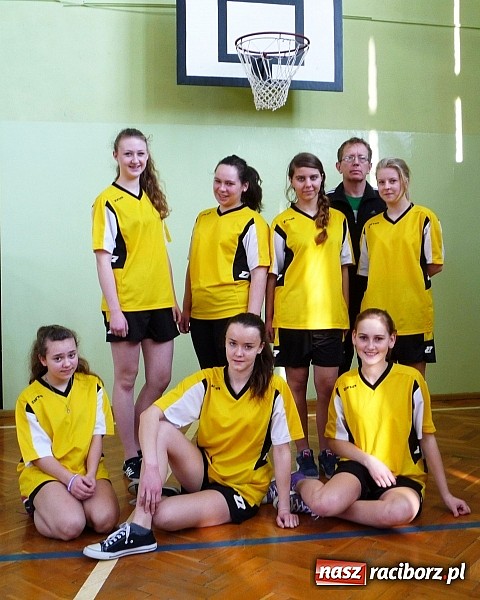 Zdjęcie w galerii na portalu naszraciborz.pl: Piłka siatkowa: Siatkarski maraton rozpoczęty! wiadomości z regionu