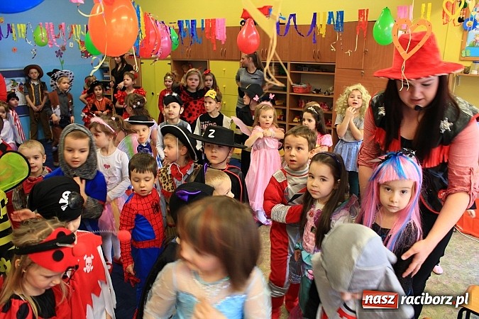 Zdjęcie w galerii na portalu naszraciborz.pl: Wyjątkowy bal w Przedszkolu nr 15 wiadomości z regionu