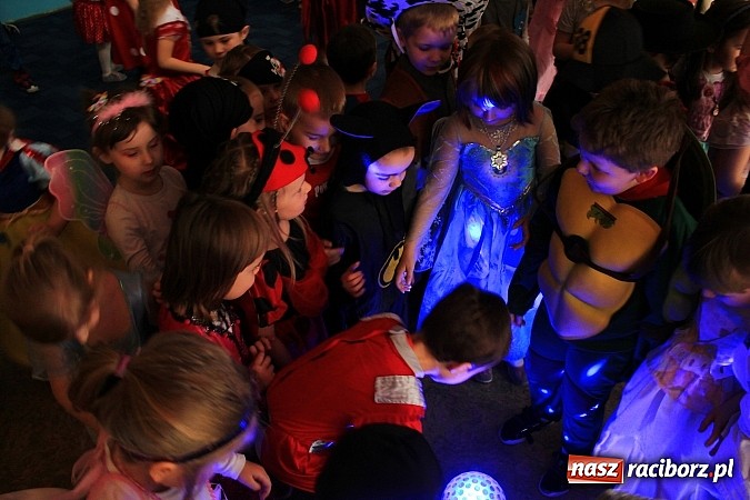 Zdjęcie w galerii na portalu naszraciborz.pl: Wyjątkowy bal w Przedszkolu nr 15 wiadomości z regionu