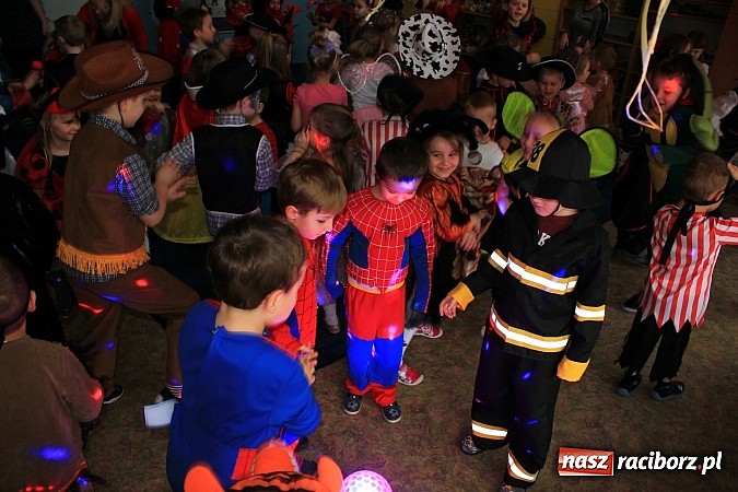 Zdjęcie w galerii na portalu naszraciborz.pl: Wyjątkowy bal w Przedszkolu nr 15 wiadomości z regionu