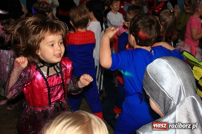 Zdjęcie w galerii na portalu naszraciborz.pl: Wyjątkowy bal w Przedszkolu nr 15 wiadomości z regionu