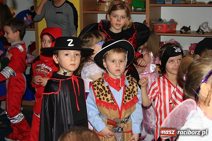 Zdjęcie w galerii na portalu naszraciborz.pl: Wyjątkowy bal w Przedszkolu nr 15 wiadomości z regionu