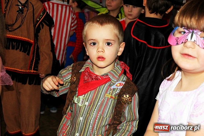 Zdjęcie w galerii na portalu naszraciborz.pl: Wyjątkowy bal w Przedszkolu nr 15 wiadomości z regionu