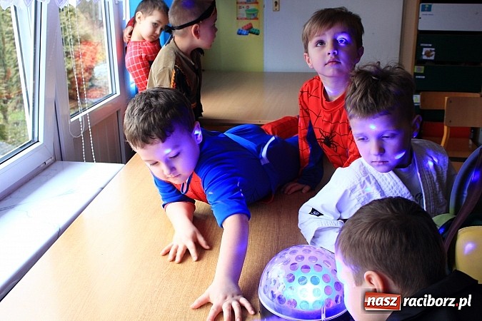 Zdjęcie w galerii na portalu naszraciborz.pl: Wyjątkowy bal w Przedszkolu nr 15 wiadomości z regionu