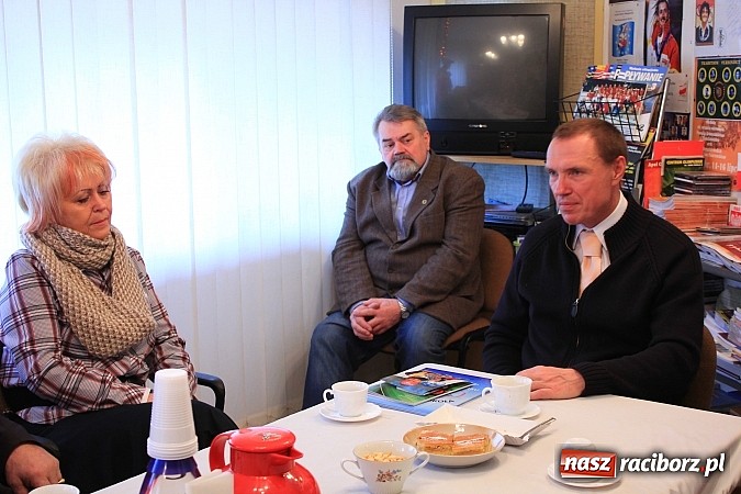 Zdjęcie w galerii na portalu naszraciborz.pl: Olimpijczyk Kajetan Broniewski z wizytą w Towarzystwie Gimnastycznym Sok&oacute;ł wiadomości z regionu