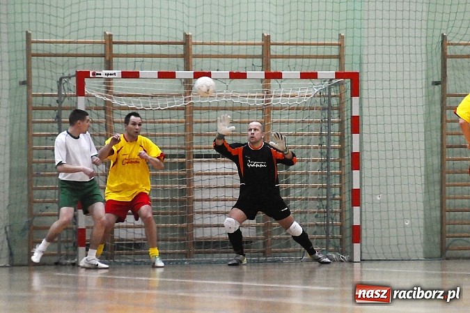 Zdjęcie w galerii na portalu naszraciborz.pl: Limfo-Med mistrzem HLPN. Oświadczyny w przerwie meczu wiadomości z regionu