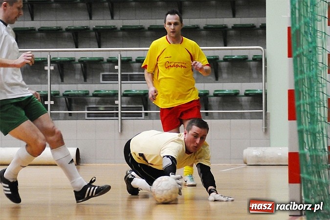 Zdjęcie w galerii na portalu naszraciborz.pl: Limfo-Med mistrzem HLPN. Oświadczyny w przerwie meczu wiadomości z regionu