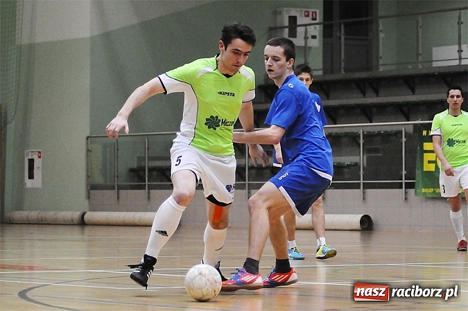 Zdjęcie w galerii na portalu naszraciborz.pl: Limfo-Med mistrzem HLPN. Oświadczyny w przerwie meczu wiadomości z regionu