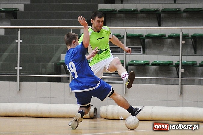 Zdjęcie w galerii na portalu naszraciborz.pl: Limfo-Med mistrzem HLPN. Oświadczyny w przerwie meczu wiadomości z regionu