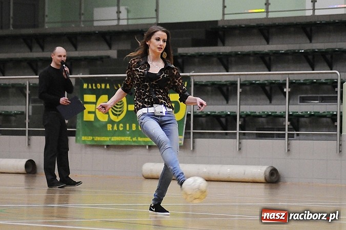 Zdjęcie w galerii na portalu naszraciborz.pl: Limfo-Med mistrzem HLPN. Oświadczyny w przerwie meczu wiadomości z regionu
