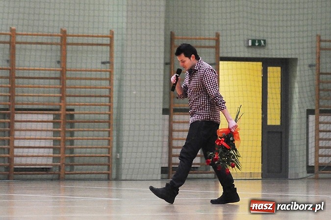 Zdjęcie w galerii na portalu naszraciborz.pl: Limfo-Med mistrzem HLPN. Oświadczyny w przerwie meczu wiadomości z regionu