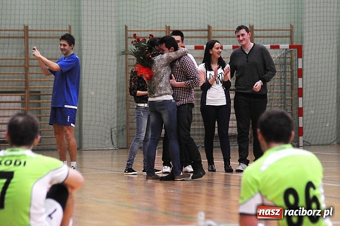 Zdjęcie w galerii na portalu naszraciborz.pl: Limfo-Med mistrzem HLPN. Oświadczyny w przerwie meczu wiadomości z regionu