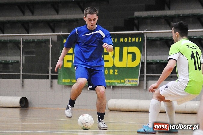 Zdjęcie w galerii na portalu naszraciborz.pl: Limfo-Med mistrzem HLPN. Oświadczyny w przerwie meczu wiadomości z regionu