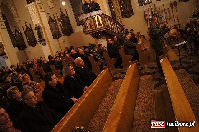 Zdjęcie w galerii na portalu naszraciborz.pl: Mieszkańcy Rudnika chcą, by poseł Siedlaczek zrezygnował z udziału w komitecie honorowym obchod&oacute;w 50. śmierci abp. J&oacute;zefa Gawliny wiadomości z regionu