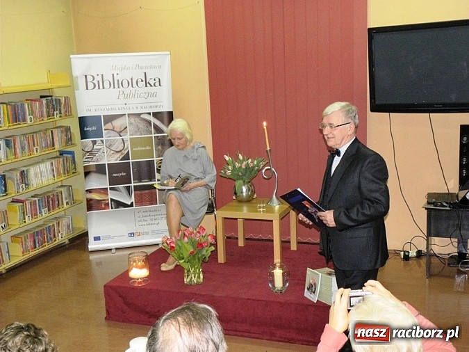 Zdjęcie w galerii na portalu naszraciborz.pl: A w jej włosach - wiatr... wiadomości z regionu