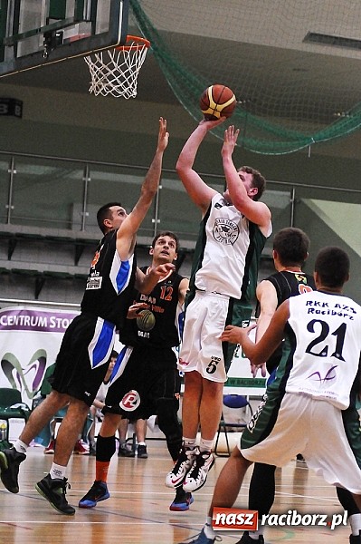 Zdjęcie w galerii na portalu naszraciborz.pl: Koszykówka. Niestety porażki wiadomości z regionu