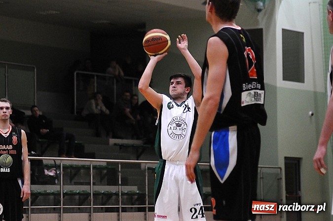 Zdjęcie w galerii na portalu naszraciborz.pl: Koszykówka. Niestety porażki wiadomości z regionu