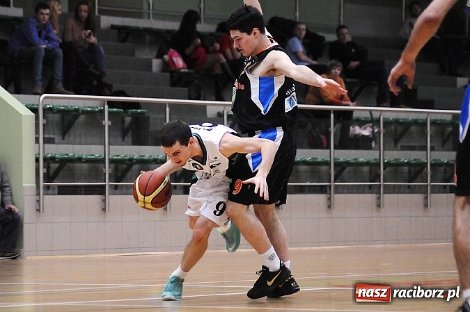 Zdjęcie w galerii na portalu naszraciborz.pl: Koszykówka. Niestety porażki wiadomości z regionu