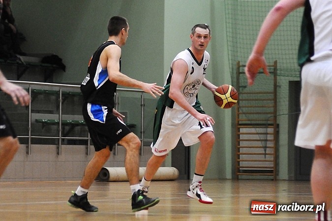Zdjęcie w galerii na portalu naszraciborz.pl: Koszykówka. Niestety porażki wiadomości z regionu