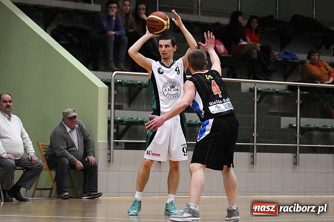 Zdjęcie w galerii na portalu naszraciborz.pl: Koszykówka. Niestety porażki wiadomości z regionu