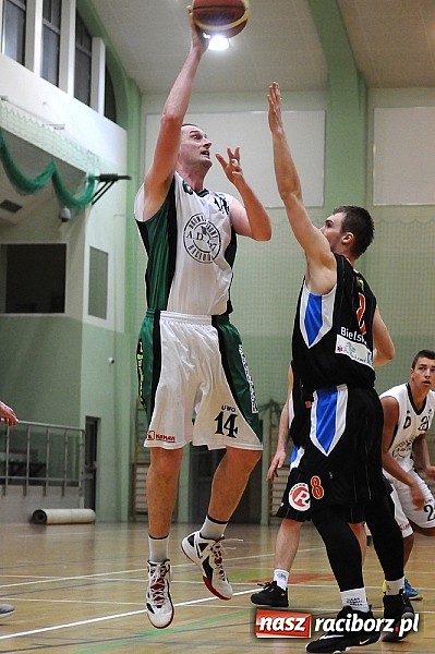Zdjęcie w galerii na portalu naszraciborz.pl: Koszykówka. Niestety porażki wiadomości z regionu