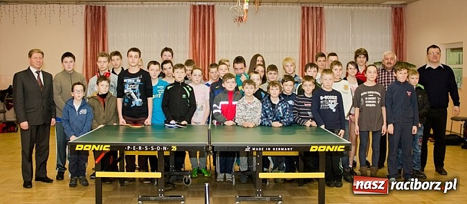 Zdjęcie w galerii na portalu naszraciborz.pl: Tenisiści stołowi rywalizowali o puchar burmistrza wiadomości z regionu