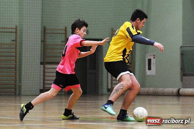 Zdjęcie w galerii na portalu naszraciborz.pl: Węglowski Team i A.M.J. Dach-Mig lepsi od rywali wiadomości z regionu