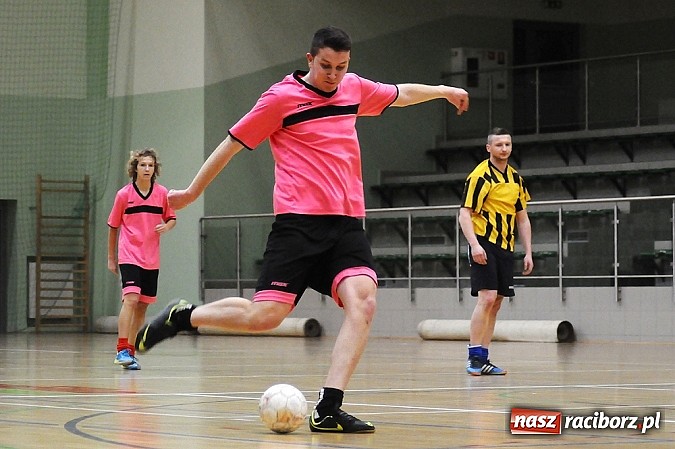 Zdjęcie w galerii na portalu naszraciborz.pl: Węglowski Team i A.M.J. Dach-Mig lepsi od rywali wiadomości z regionu