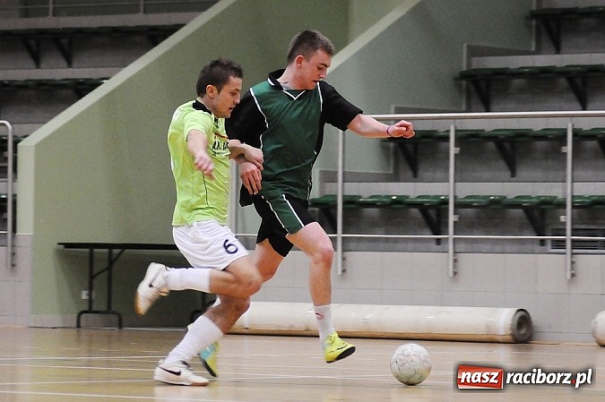 Zdjęcie w galerii na portalu naszraciborz.pl: Węglowski Team i A.M.J. Dach-Mig lepsi od rywali wiadomości z regionu