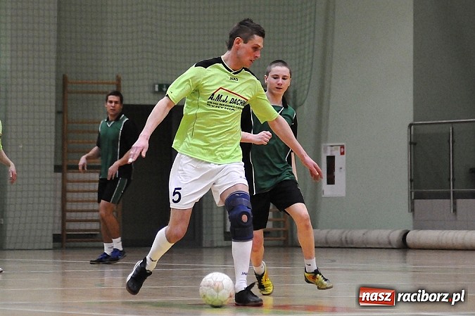 Zdjęcie w galerii na portalu naszraciborz.pl: Węglowski Team i A.M.J. Dach-Mig lepsi od rywali wiadomości z regionu