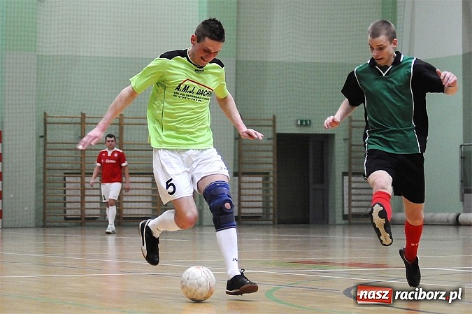 Zdjęcie w galerii na portalu naszraciborz.pl: Węglowski Team i A.M.J. Dach-Mig lepsi od rywali wiadomości z regionu