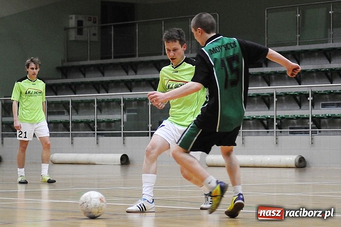 Zdjęcie w galerii na portalu naszraciborz.pl: Węglowski Team i A.M.J. Dach-Mig lepsi od rywali wiadomości z regionu