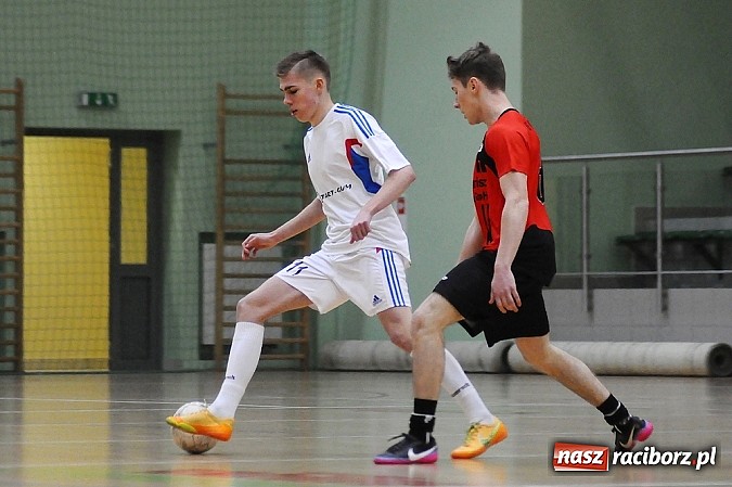 Zdjęcie w galerii na portalu naszraciborz.pl: HLPN: Wychylylybymy i Tritle w pierwszej lidze wiadomości z regionu