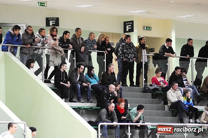 Zdjęcie w galerii na portalu naszraciborz.pl: HLPN: Wychylylybymy i Tritle w pierwszej lidze wiadomości z regionu