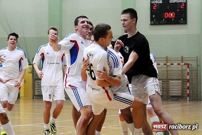 Zdjęcie w galerii na portalu naszraciborz.pl: HLPN: Wychylylybymy i Tritle w pierwszej lidze wiadomości z regionu