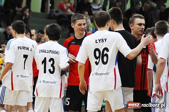 Zdjęcie w galerii na portalu naszraciborz.pl: HLPN: Wychylylybymy i Tritle w pierwszej lidze wiadomości z regionu