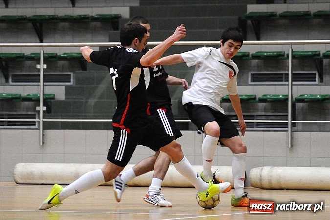 Zdjęcie w galerii na portalu naszraciborz.pl: HLPN: Wychylylybymy i Tritle w pierwszej lidze wiadomości z regionu