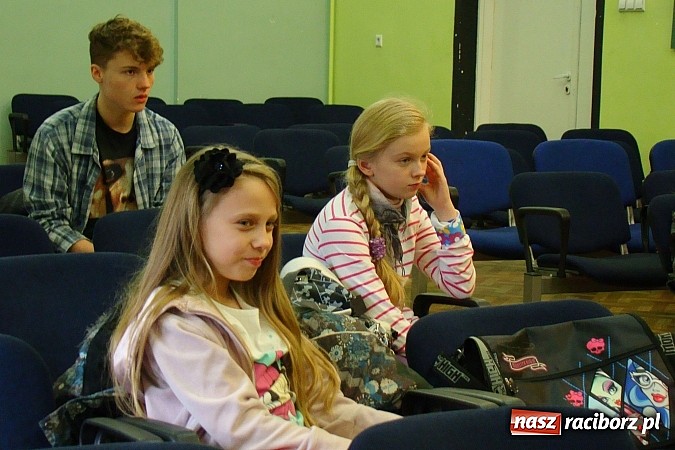 Zdjęcie w galerii na portalu naszraciborz.pl: Warsztaty wokalne z Hanią Hołek wiadomości z regionu