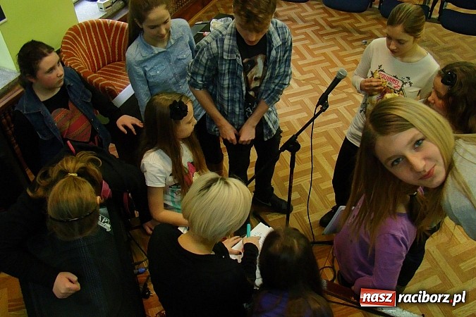 Zdjęcie w galerii na portalu naszraciborz.pl: Warsztaty wokalne z Hanią Hołek wiadomości z regionu